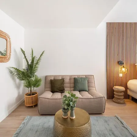 Sereners - Le Bon Marche Apartment
