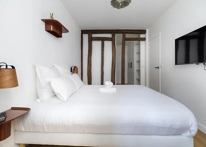 Sereners - Le Bon Marche Апартаменты *