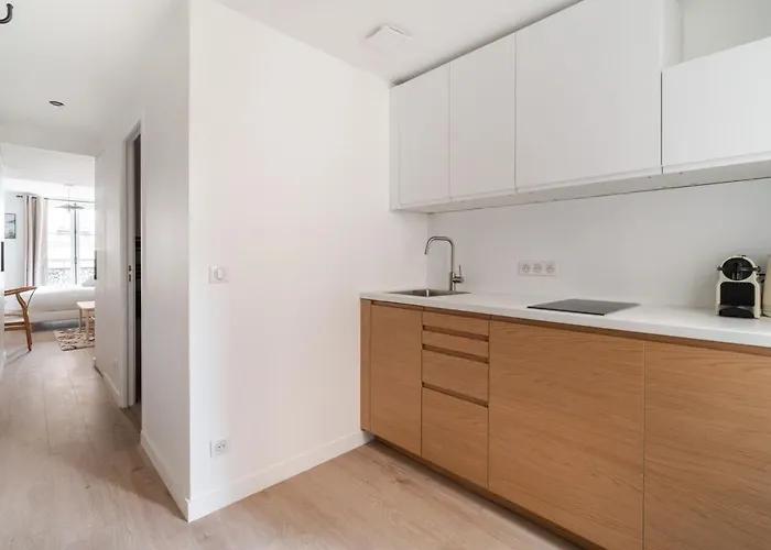 Апартаменты Sereners - Le Bon Marche Париж