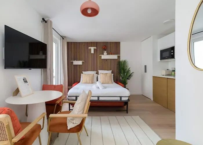 Апартаменты Sereners - Le Bon Marche Париж