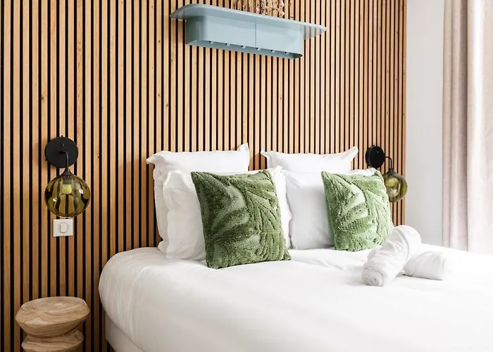 Sereners - Le Bon Marche Апартаменты