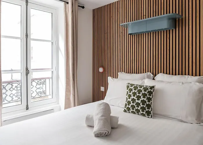 Sereners - Le Bon Marche Апартаменты